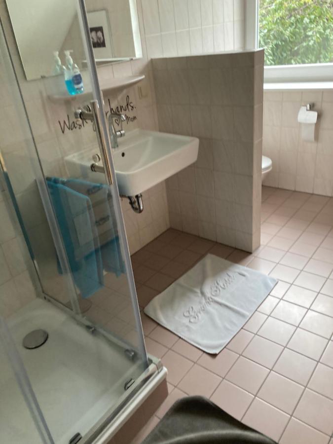 Business Apartment Bugl Нидеркассель Экстерьер фото