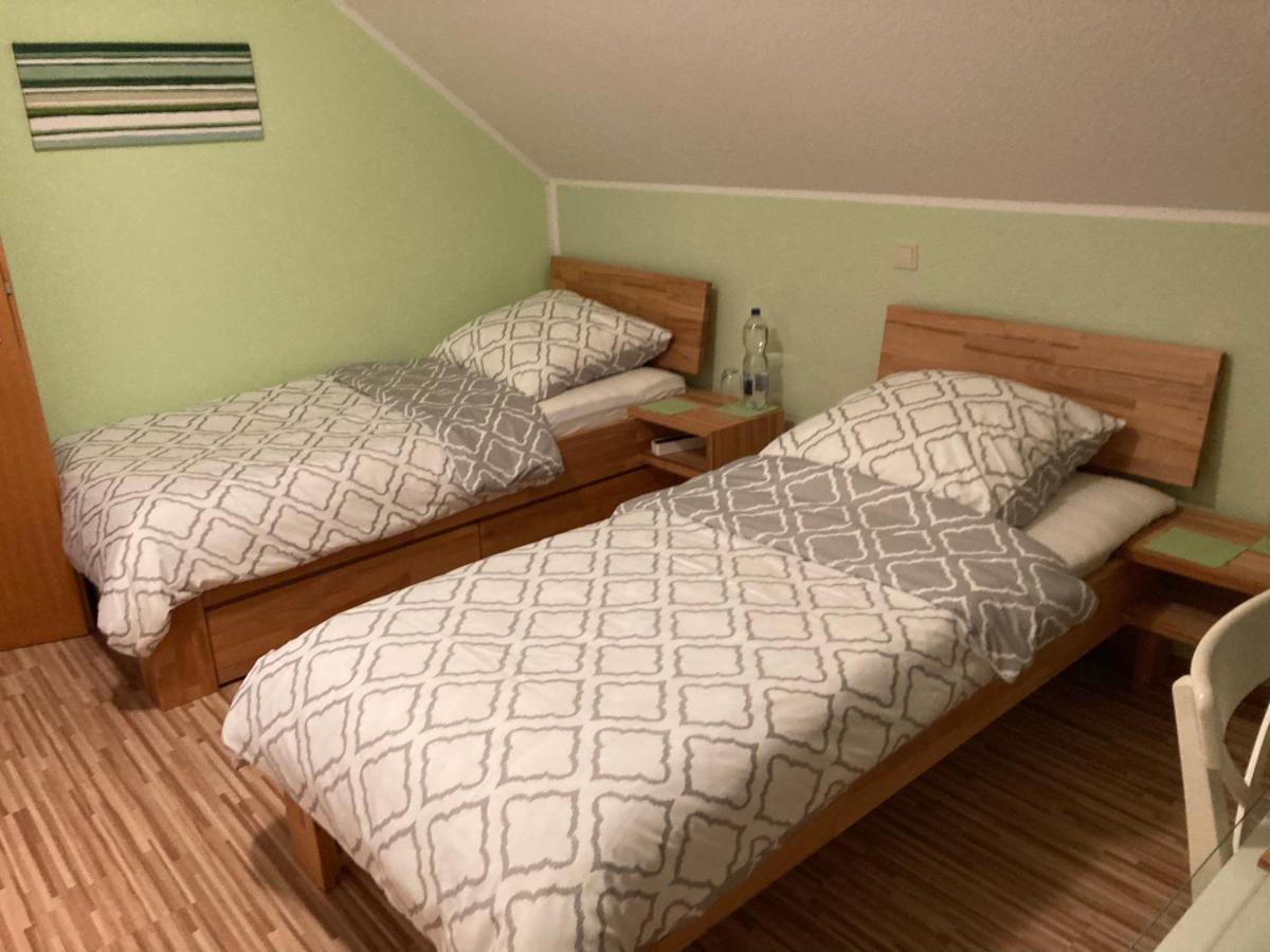 Business Apartment Bugl Нидеркассель Экстерьер фото